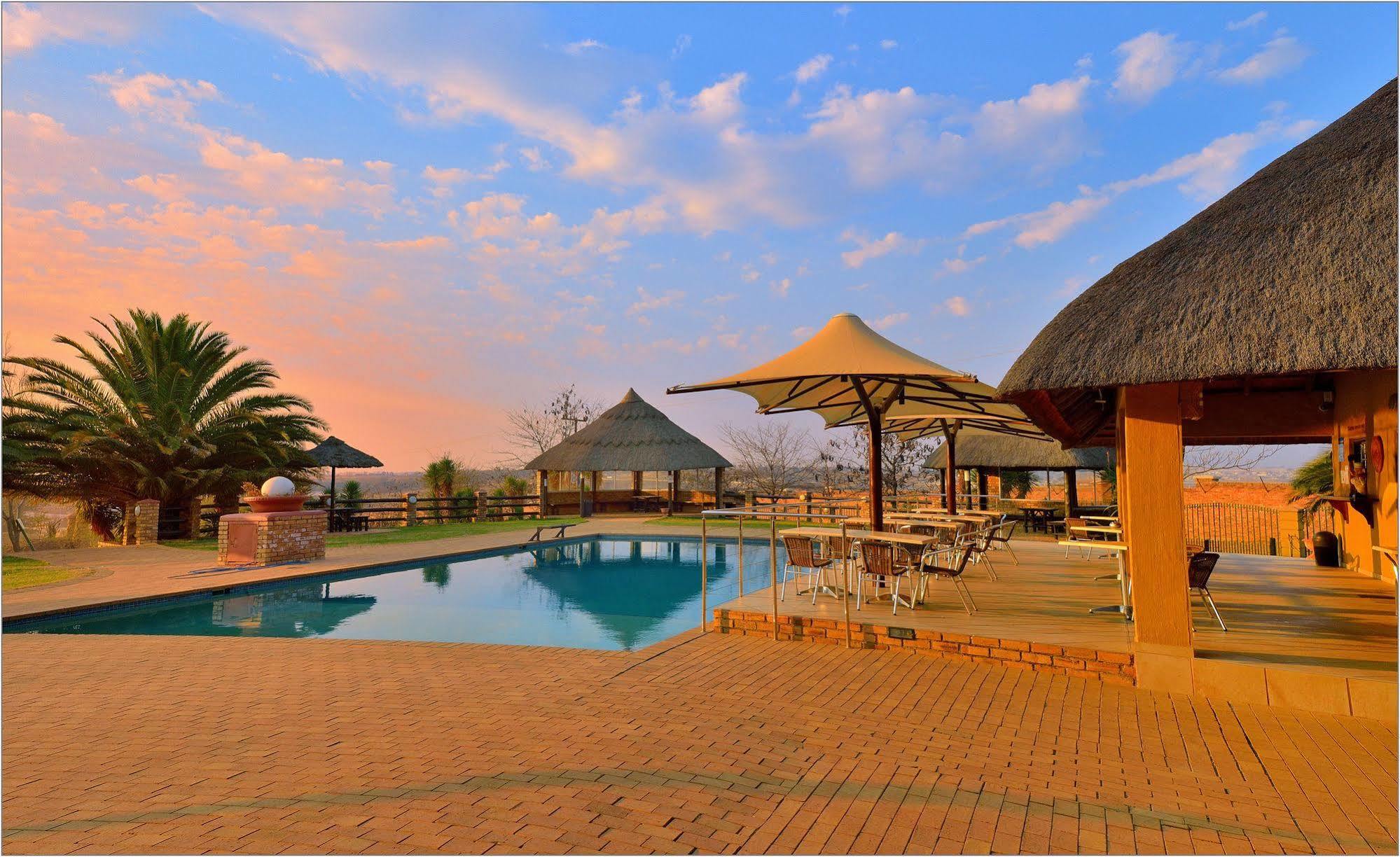 Aquanzi Lodge Chartwell Buitenkant foto